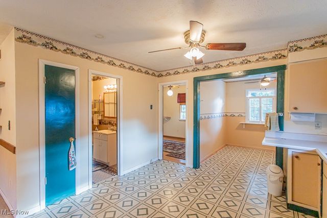 3120 Orchard Avenue SE, Warren, OH 44484