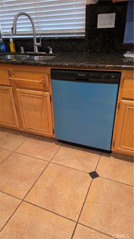 9220 Village Way, Riverside, CA 92508