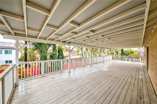 9220 Village Way, Riverside, CA 92508