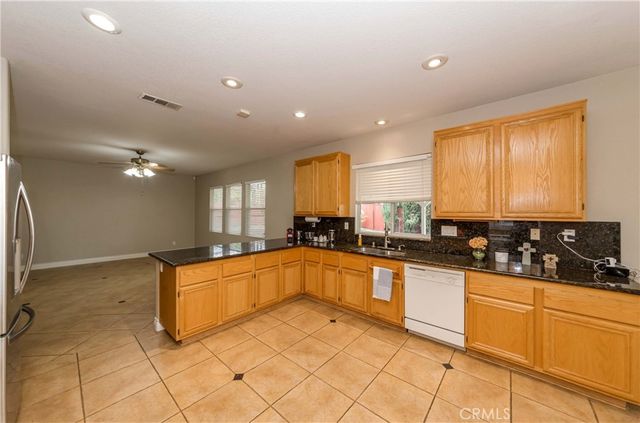 9220 Village Way, Riverside, CA 92508
