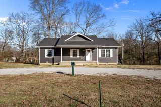 358 Able St, Big Sandy, TN 38221