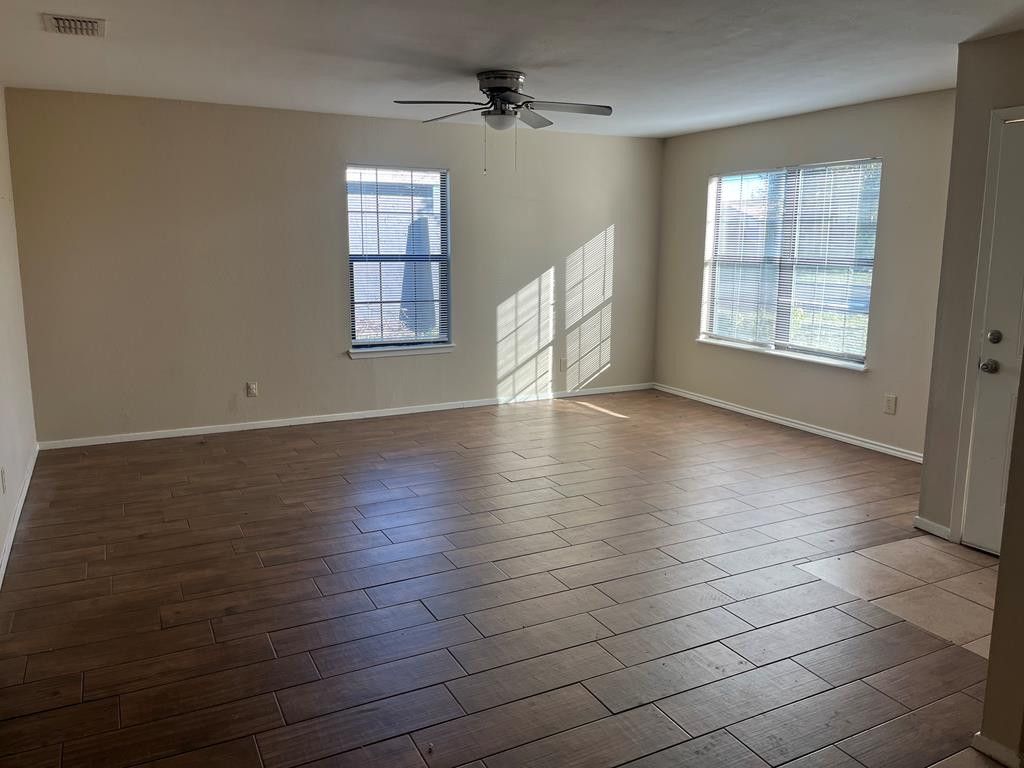Image 5 of property listing at 1240 26th Street, San Angelo, TX 76903