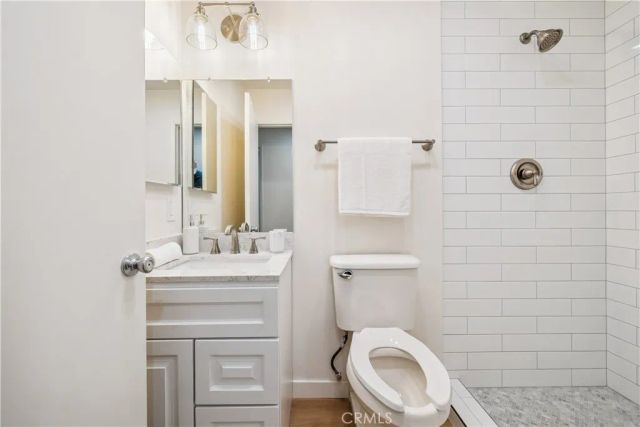 11722 Avon Way 103, Los Angeles, CA 90066