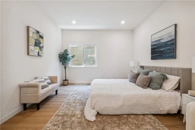 11722 Avon Way 103, Los Angeles, CA 90066