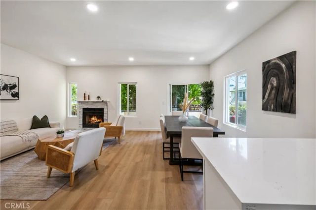 11722 Avon Way 103, Los Angeles, CA 90066