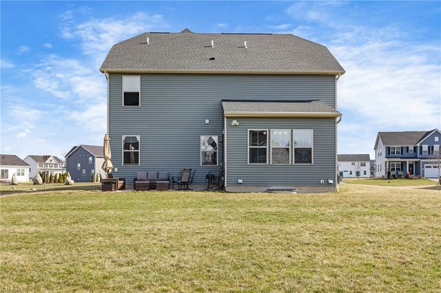 1714 Jasper Drive, Farmington, NY 14425