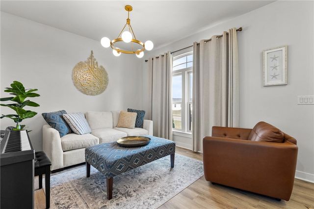 1714 Jasper Drive, Farmington, NY 14425