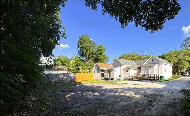 20707 WALNUT STREET, Dunnellon, FL 34431