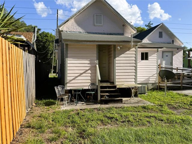 20707 WALNUT STREET, Dunnellon, FL 34431