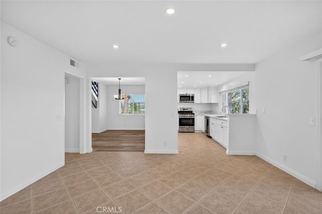 5532 E Vista Del Este, Anaheim, CA 92807