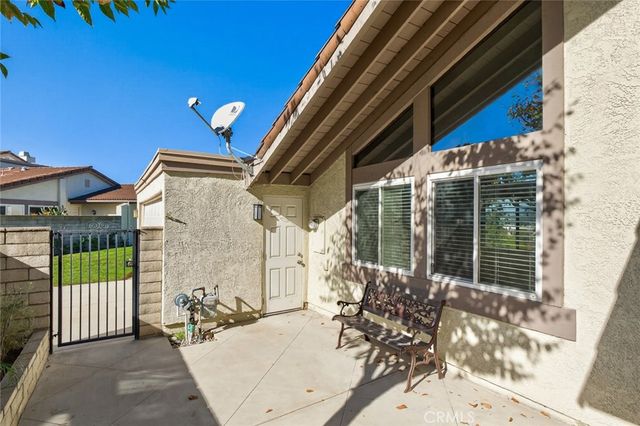 5532 E Vista Del Este, Anaheim, CA 92807