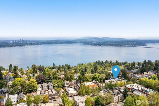 1108 B 34th Avenue, Seattle, WA 98122