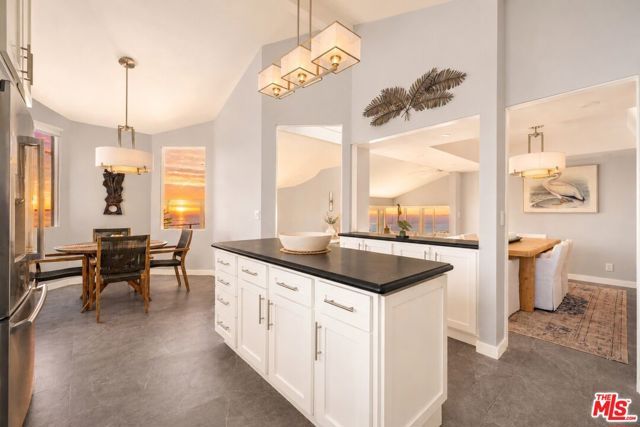 15 N Vista De Catalina, Laguna Beach, CA 92651