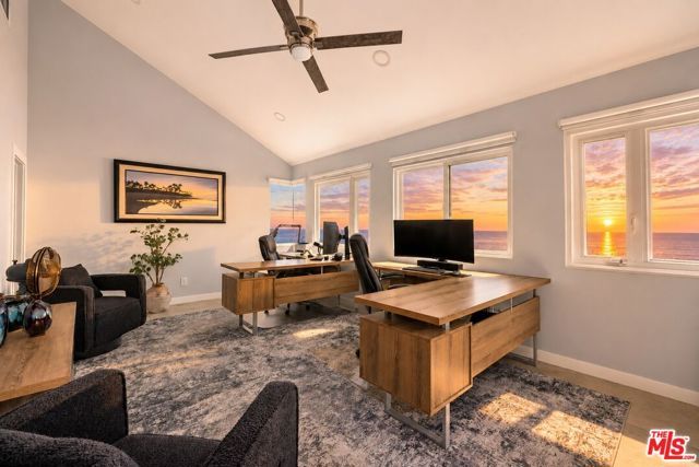 15 N Vista De Catalina, Laguna Beach, CA 92651