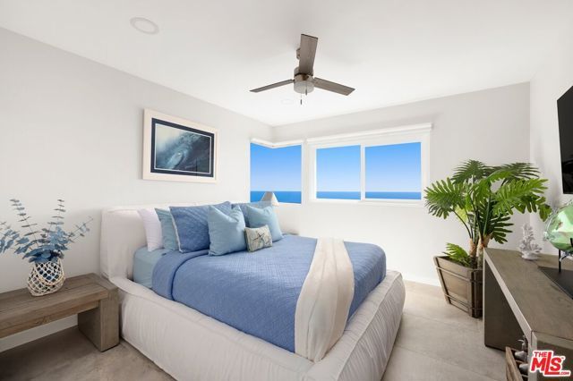15 N Vista De Catalina, Laguna Beach, CA 92651
