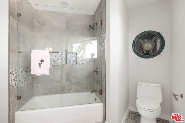15 N Vista De Catalina, Laguna Beach, CA 92651