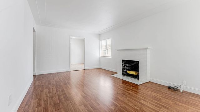 528 La Prenda Dr, Oakland, CA 94603