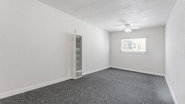 528 La Prenda Dr, Oakland, CA 94603