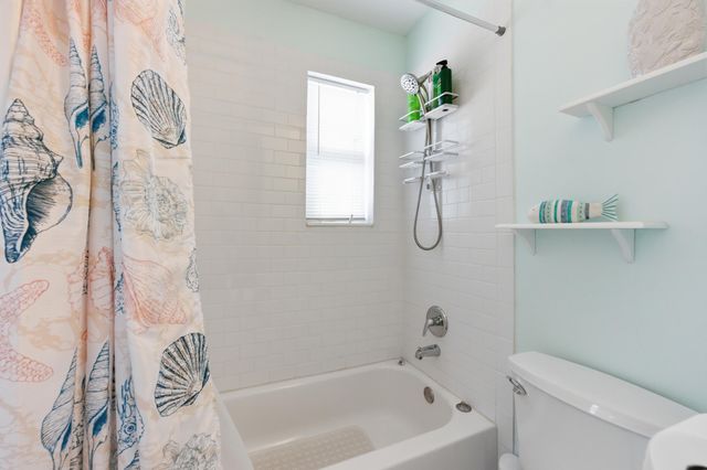 7 Belair Drive, Boynton Beach, FL 33435