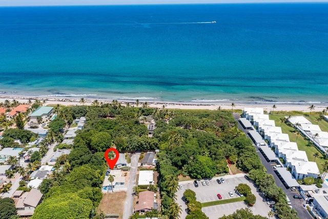 7 Belair Drive, Boynton Beach, FL 33435