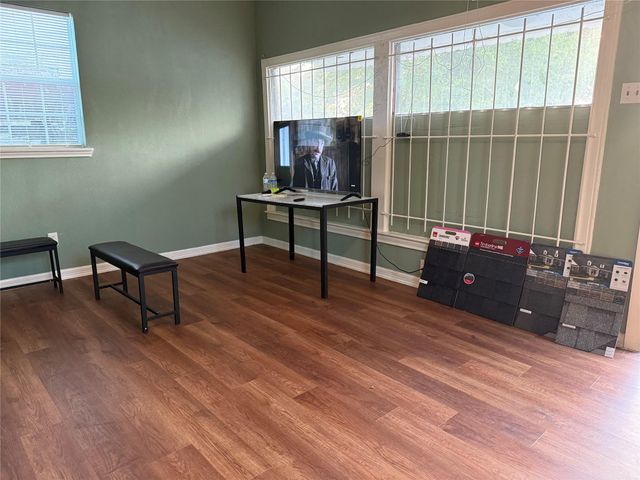 6325 Cullen Boulevard, Houston, TX 77021