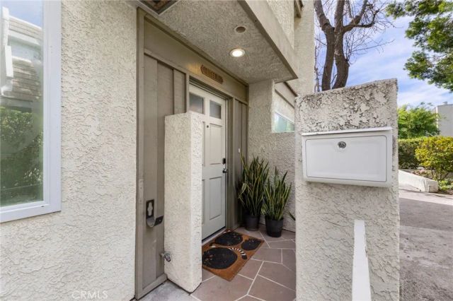 11744 Moorpark F, Studio City, CA 91604