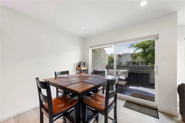 11744 Moorpark F, Studio City, CA 91604