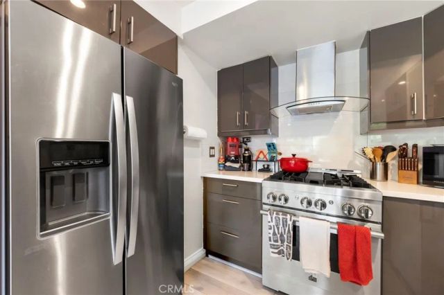 11744 Moorpark F, Studio City, CA 91604