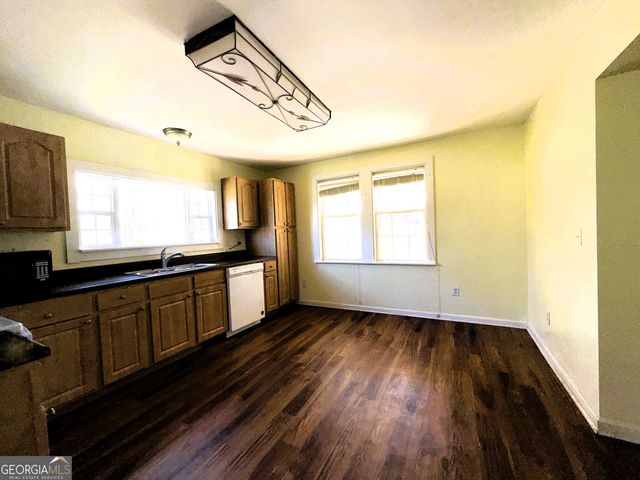 109 Flatrock Lane, Eatonton, GA 31024