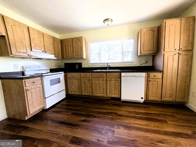 109 Flatrock Lane, Eatonton, GA 31024