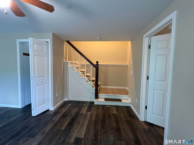 1185 Randolph Road Back Apartment, Middletown, CT 06457