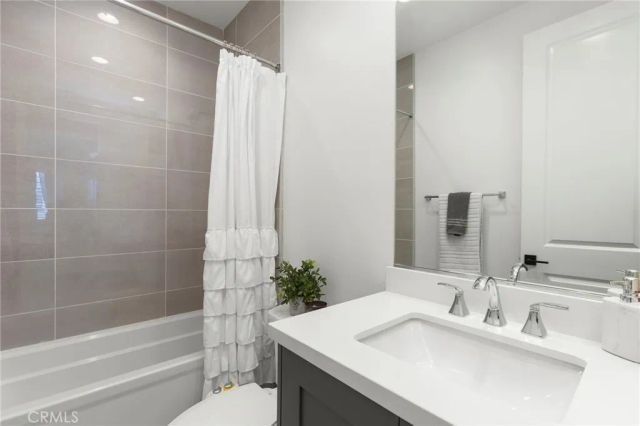 17281 Cobblestone, Huntington Beach, CA 92649