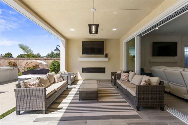 17281 Cobblestone, Huntington Beach, CA 92649
