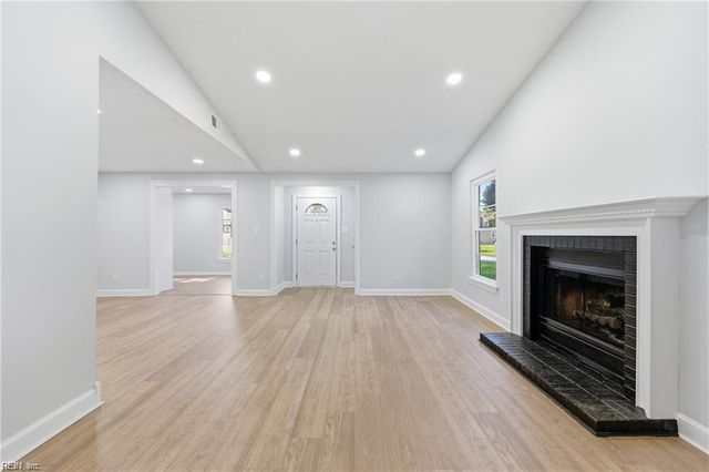 5545 Lambdin ARCH, Virginia Beach, VA 23455