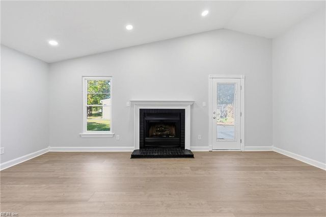 5545 Lambdin ARCH, Virginia Beach, VA 23455