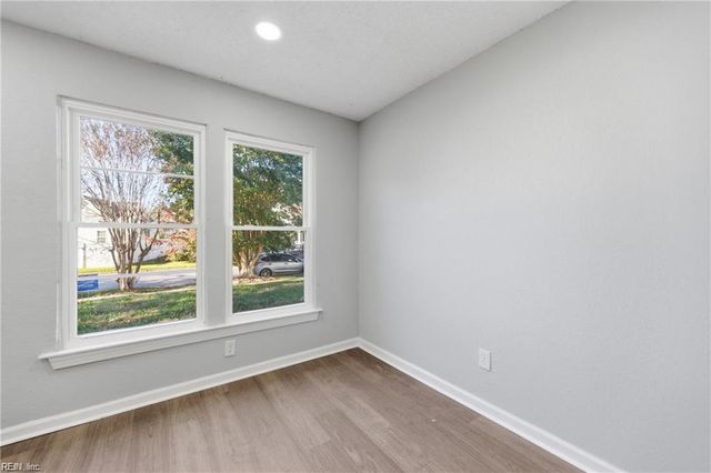 5545 Lambdin ARCH, Virginia Beach, VA 23455