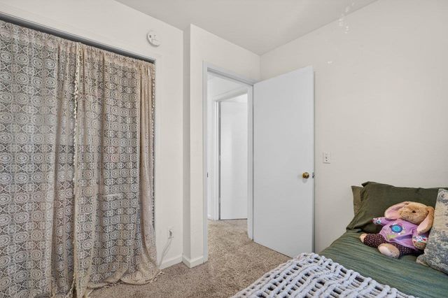 492 PHEASANT RUN CIR, Harrisonburg, VA 22801