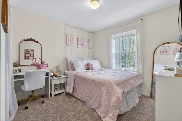 492 PHEASANT RUN CIR, Harrisonburg, VA 22801