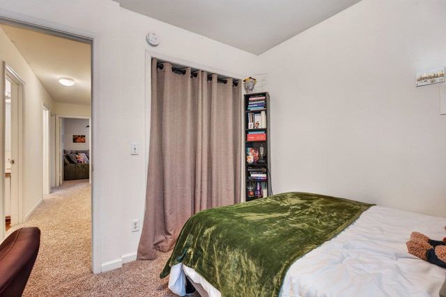 492 PHEASANT RUN CIR, Harrisonburg, VA 22801