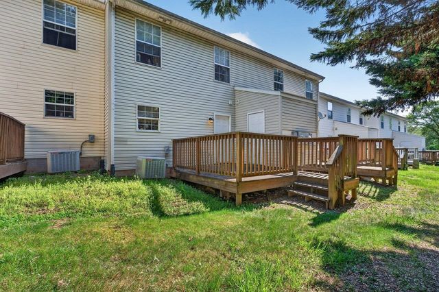 492 PHEASANT RUN CIR, Harrisonburg, VA 22801