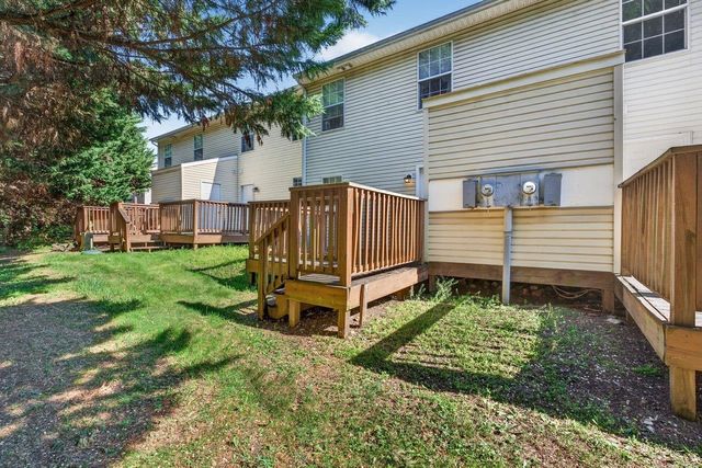 492 PHEASANT RUN CIR, Harrisonburg, VA 22801