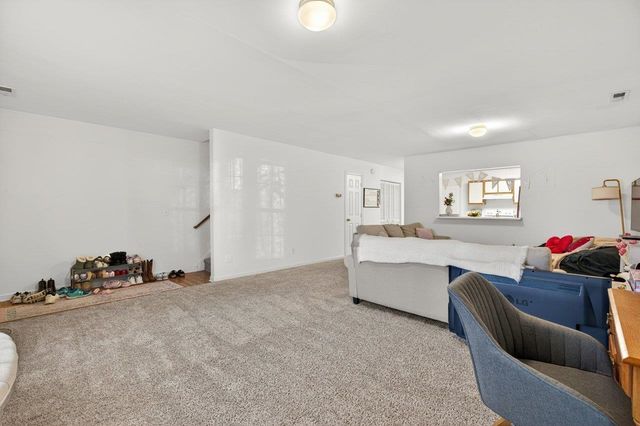 492 PHEASANT RUN CIR, Harrisonburg, VA 22801