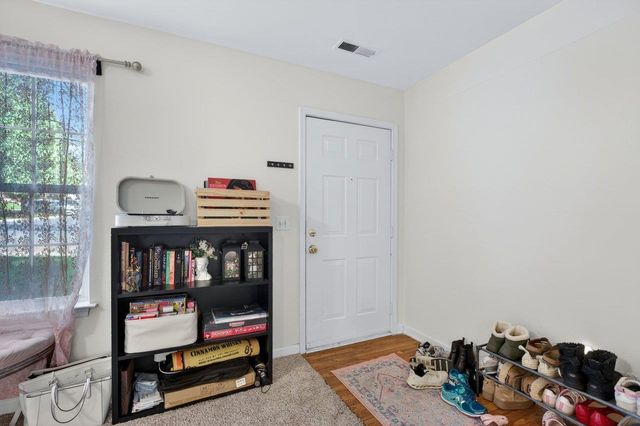 492 PHEASANT RUN CIR, Harrisonburg, VA 22801