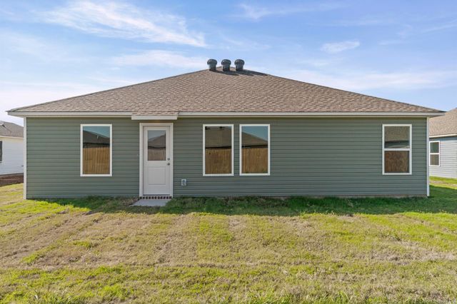 111 King Ranch Drive, Beebe, AR 72012