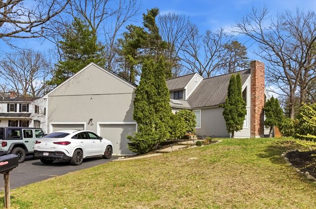 57 Carriage House Path, Ashland, MA 01721