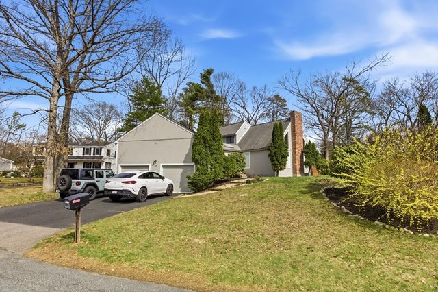 57 Carriage House Path, Ashland, MA 01721