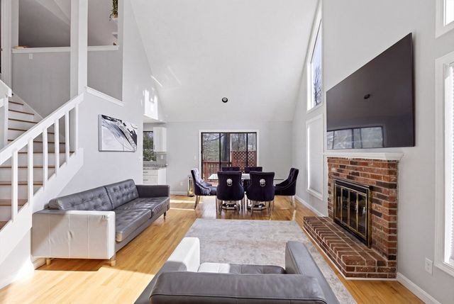 57 Carriage House Path, Ashland, MA 01721