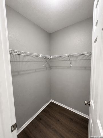 6302 WADDESDON WOOD, San Antonio, TX 78233