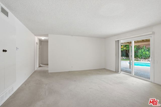 6701 Neddy Avenue, West Hills (los Angeles), CA 91307