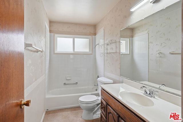 6701 Neddy Avenue, West Hills (los Angeles), CA 91307